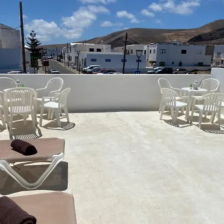 Mirador Del Muelle House * Orzola