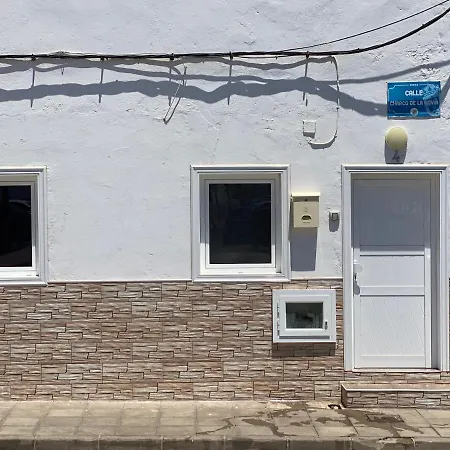 Mirador Del Muelle House Hostel Orzola