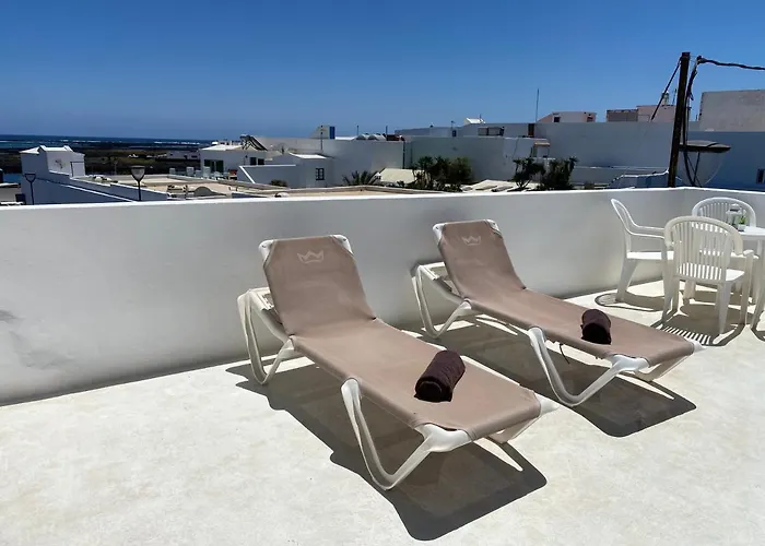 Mirador Del Muelle House Hostal Órzola