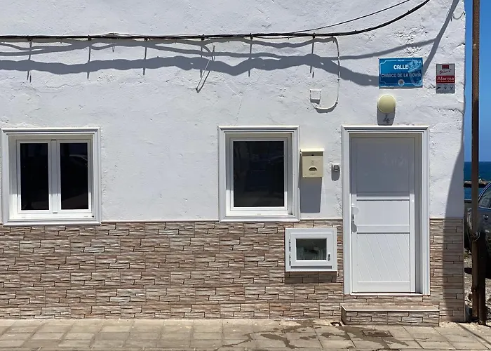 Mirador Del Muelle House Hostal Órzola